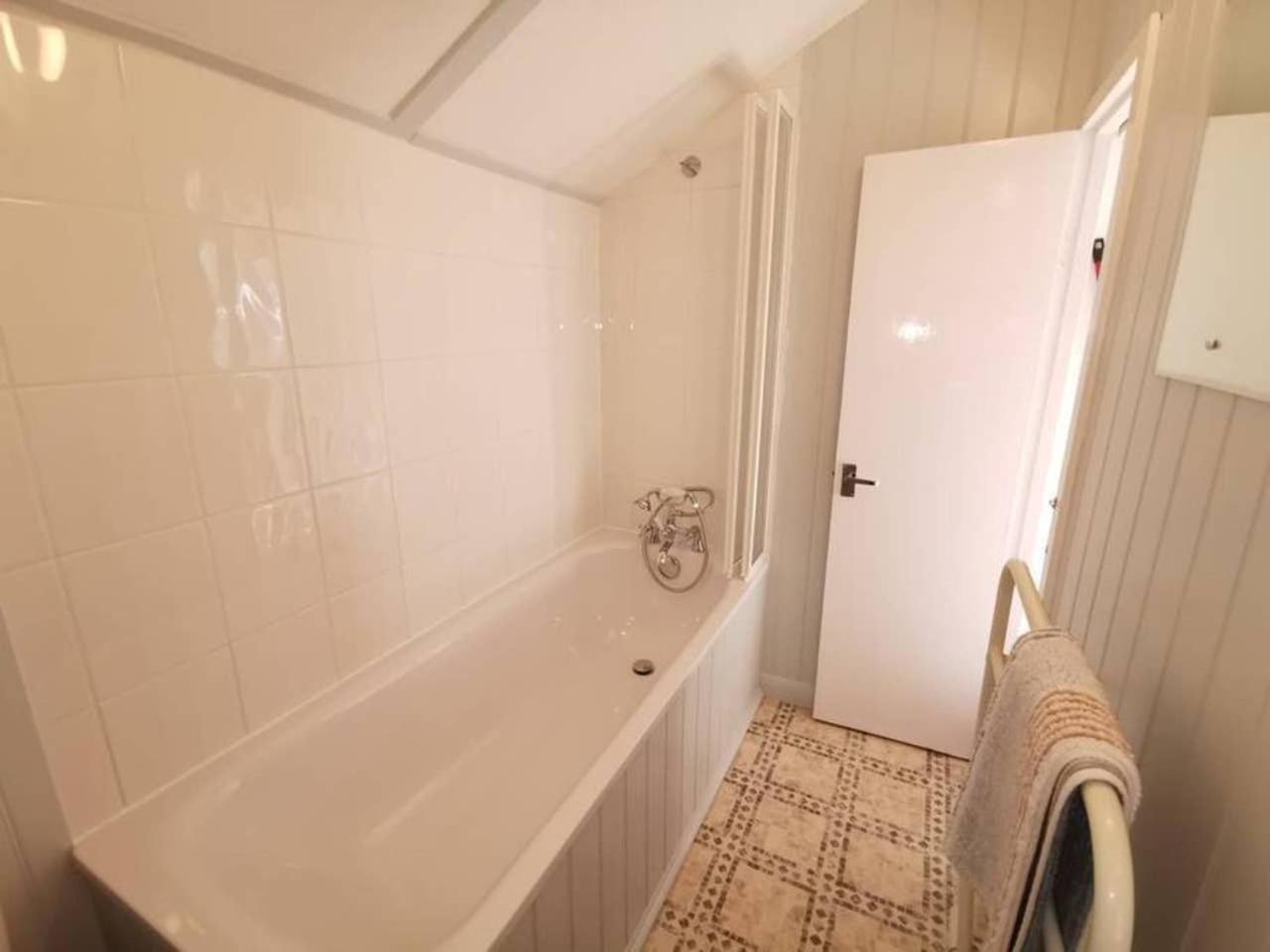 Hollydene Lodge Whitstable Ngoại thất bức ảnh